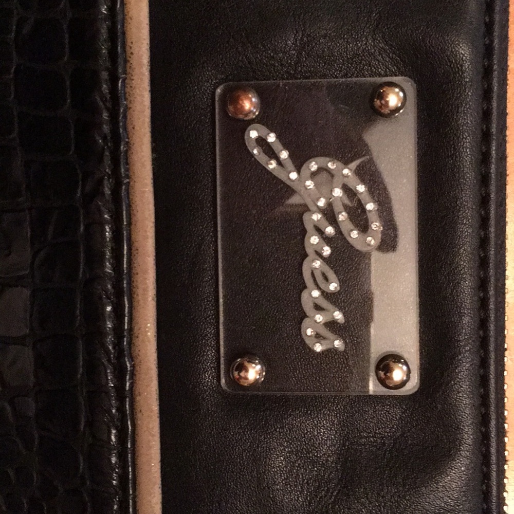 Guess Crossbody Purse.  Faux alligator/gold trim. - Picture 2 of 4